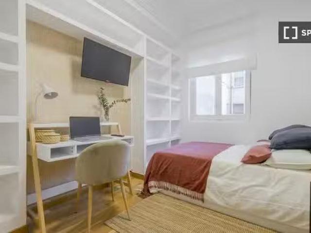 ¡En alquiler! Habitación en piso compartido en alquiler en Goy.