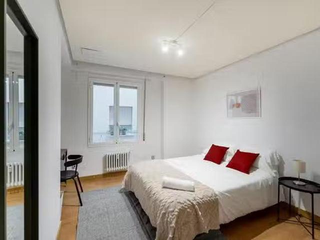 ¡En alquiler! Habitación en Plaza Argüelles, Moncloa Aravaca