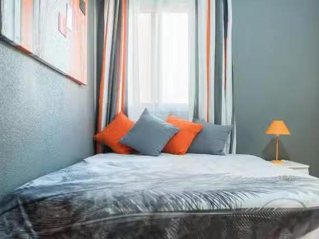 Acogedor Habitación en Plaza Juan XXIII, Junta Municipal 5
