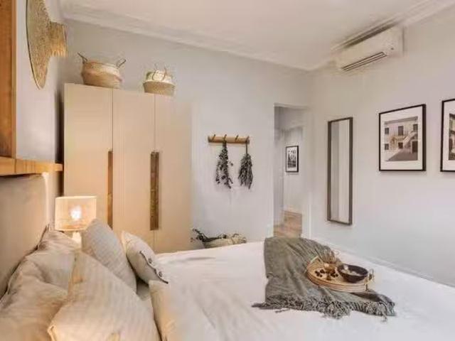 Acogedor Habitación en 318, 08025 Barcelona, Spain