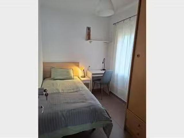 Bonito Habitación en 3 Plaza de l'Estació del Carrilet