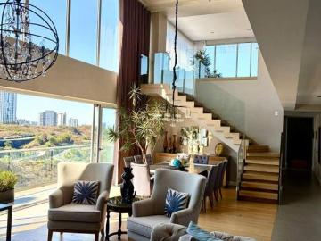 Único Penthouse: Triple Altura, fire pit, Roof Garden de 70m² y Vistas de revista