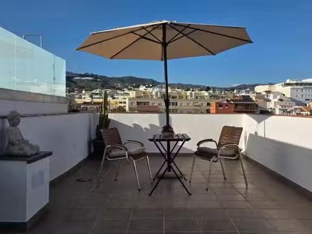 Bonito Piso de 1 habitación en Avenida de la Torre, Torre de B.