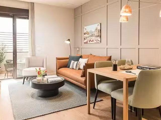 Nuevo Piso de 1 habitación en Calle de la Farmacia