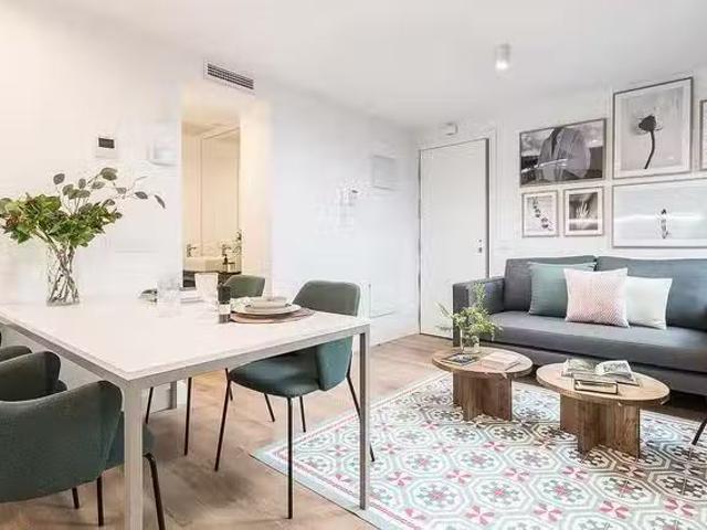 Único Piso de 1 habitación en Calle de Santa Ana
