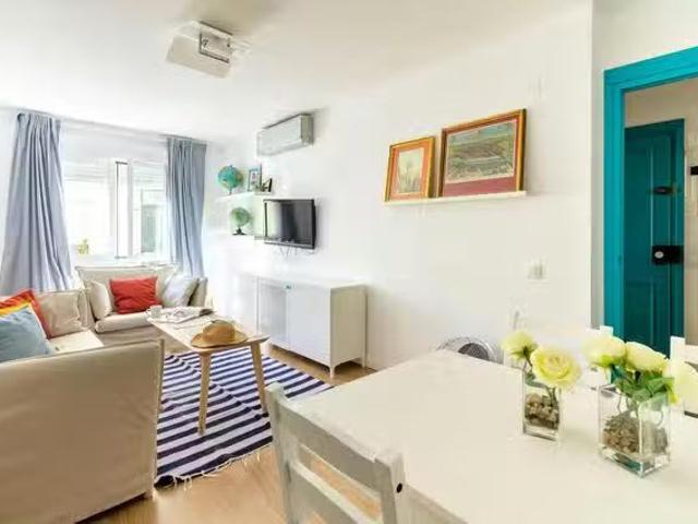 ¡En alquiler! Piso de 1 habitación en Calle Medina, San Lorenzo