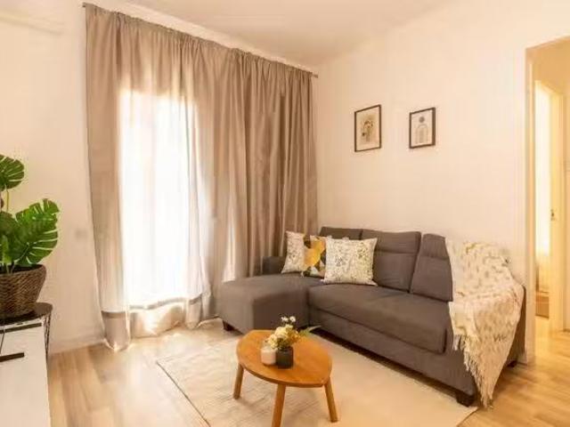 Bonito Piso de 1 habitación en Carrer de Mas