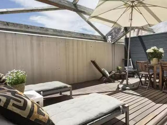 ¡Oferta! Piso de 1 habitación en Carrer de Prats de Molló, Sar.