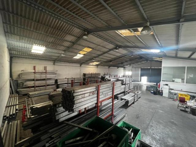 Unidad industrial en venta Alicante