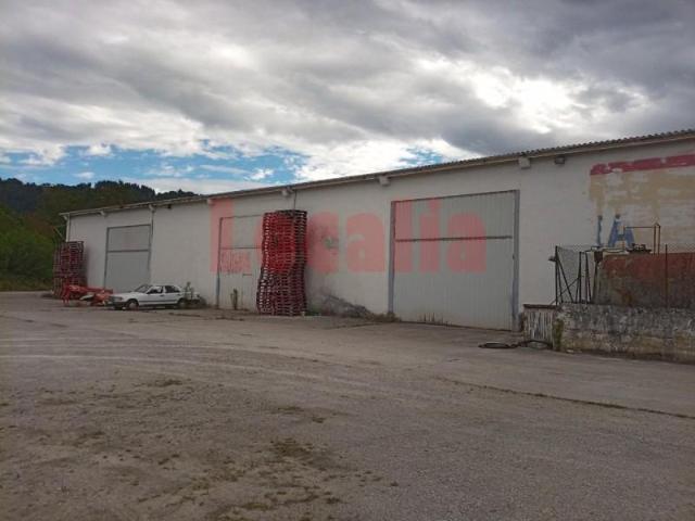 Unidad industrial en venta Arenas de Iguña