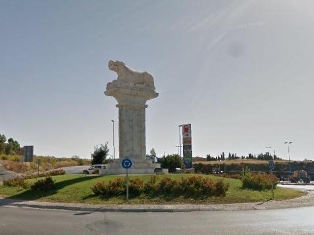 Unidad industrial en venta Baena