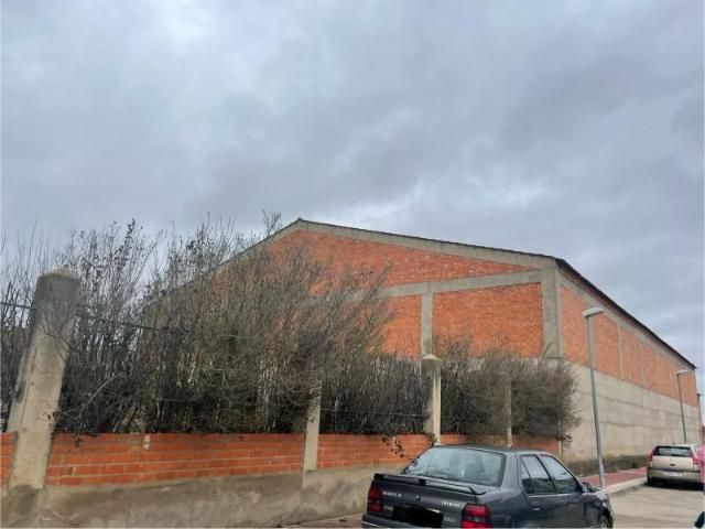 Unidad industrial en venta Cigales