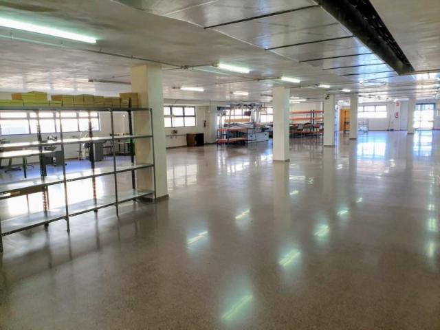 Unidad industrial en venta Elda