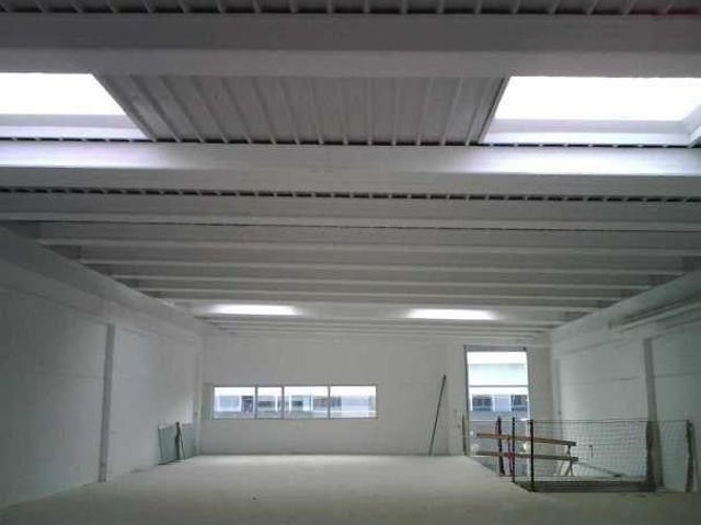 Unidad industrial en venta Gavà
