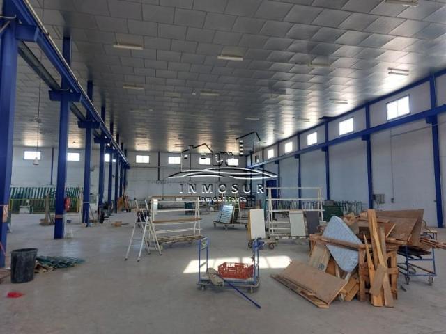 Unidad industrial en venta Lucena