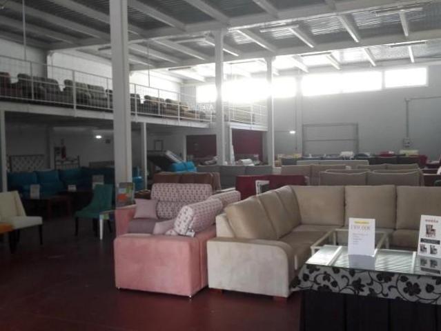Unidad industrial en venta Lucena