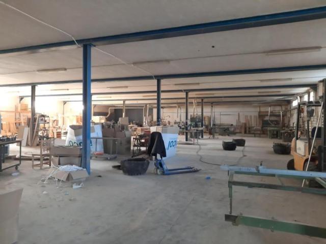 Unidad industrial en venta Lucena