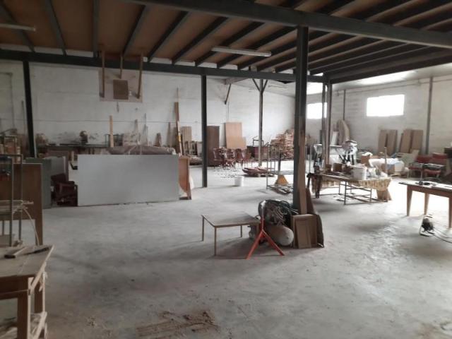 Unidad industrial en venta Lucena