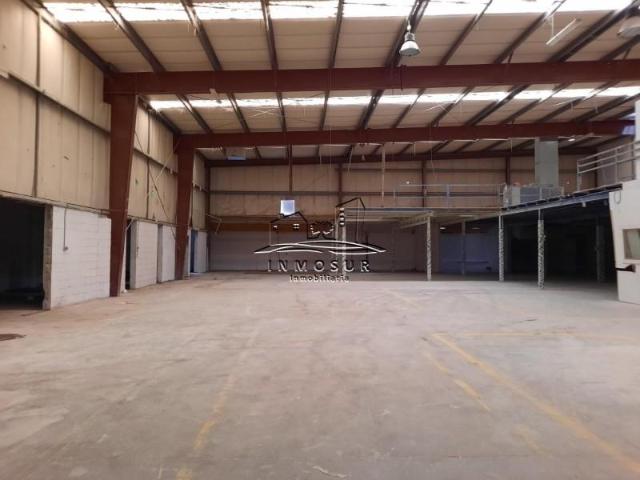 Unidad industrial en venta Lucena