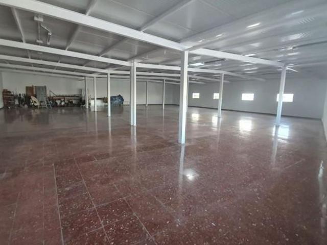 Unidad industrial en venta Málaga