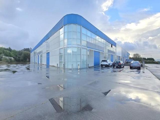 Unidad industrial en venta Narón