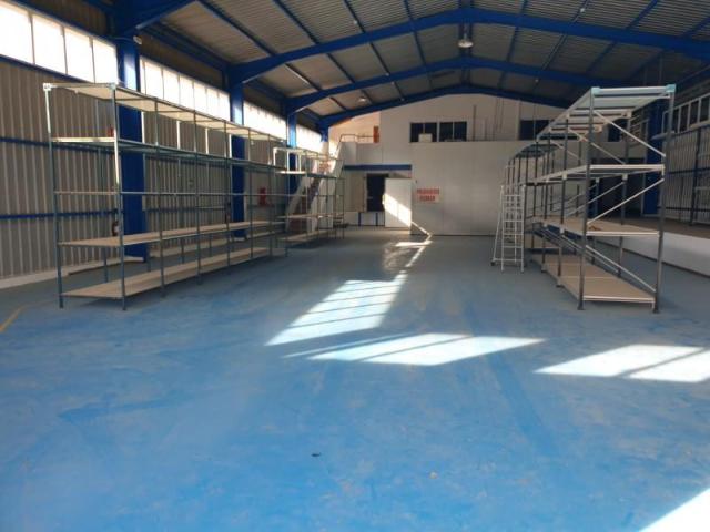 Unidad industrial en venta Petrer
