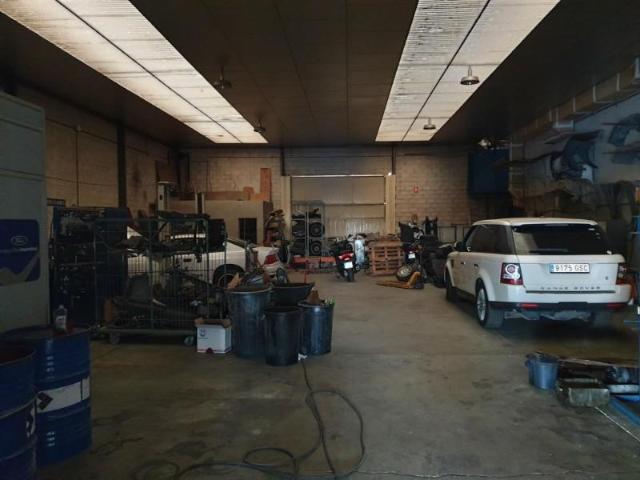 Unidad industrial en venta Petrer