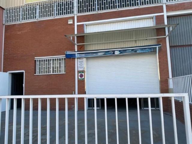 Unidad industrial en venta Reus