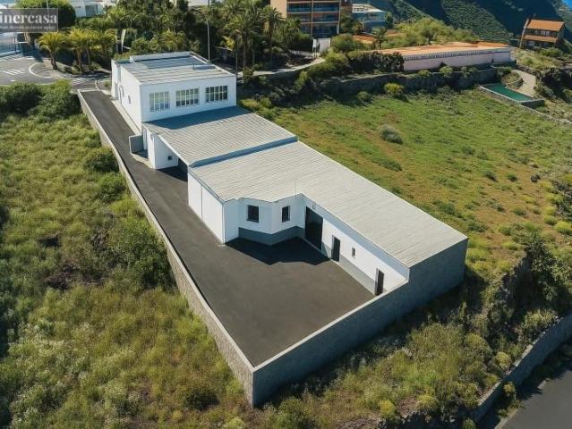 Unidad industrial en venta Santiago del Teide