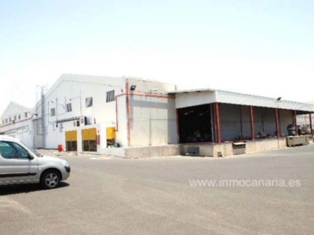 Unidad industrial en venta San Bartolomé de Tirajana
