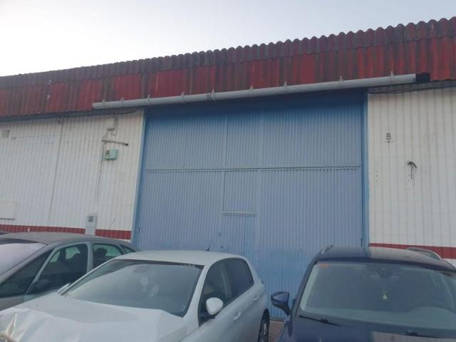 Unidad industrial en venta Sevilla