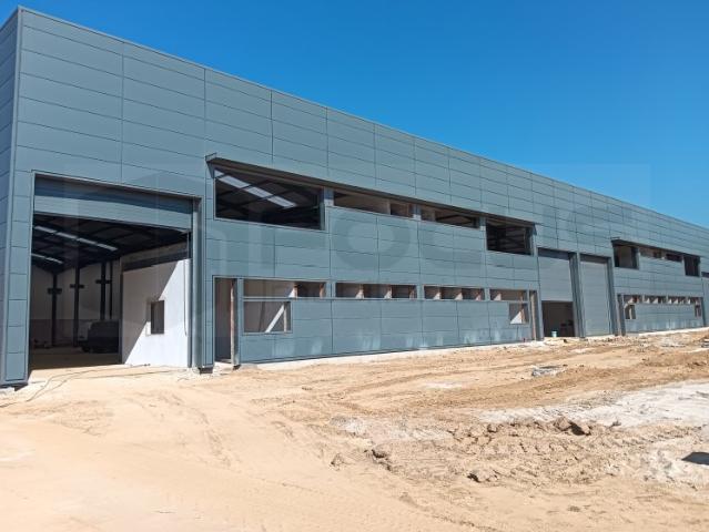 Unidade Industrial com 4 pavilhões, Zona industrial Oliveira de Azeméis