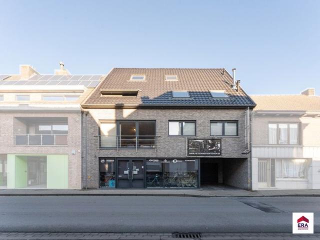 Uniek aanbod: Woning met winkel en magazijn op 1.553 m²!