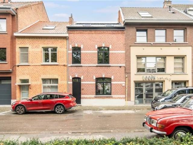 Uniek gerenoveerde stadswoning