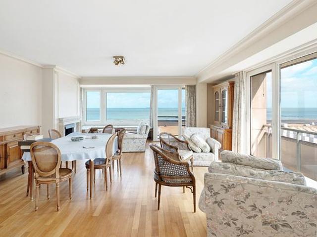 Uniek hoekappartement Albertplein
