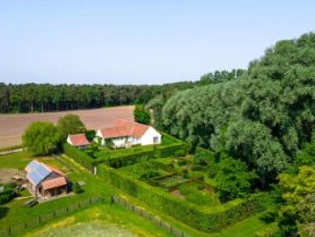 Uniek landeigendom gelegen in een oase van rust en natuur