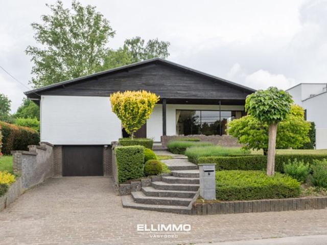 Unieke bungalow met 3 slpks en een spectaculair uitzicht!