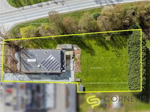Unieke, energiezuinige woning met atelier/toonzaal