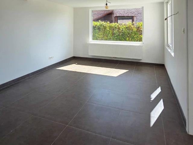 Unieke eigendom met grote weide