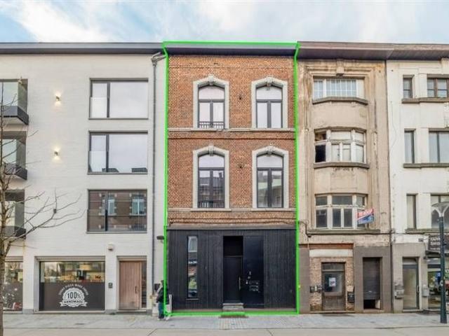 UNIEKE NIEUWBOUW OPBRENGSTEIGENDOM IN HET CENTRUM VAN SINT T