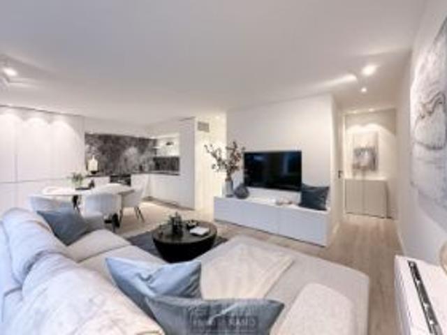 Unieke penthouse met grote zonneterrassen 50 m², met zi.