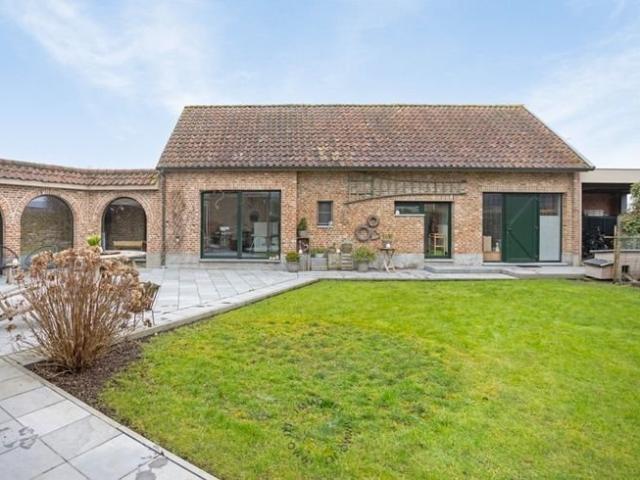 Unieke woning in hoevestijl met tal van mogelijkheden