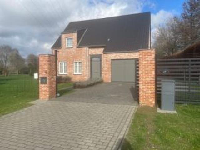 Unieke villa te koop in boechout