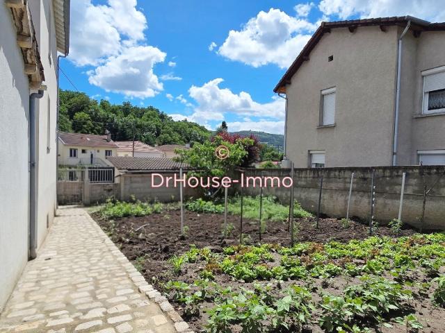 Unieux Loire 42240 Appartement 137m² + garage 60m²+ terrain 600m²