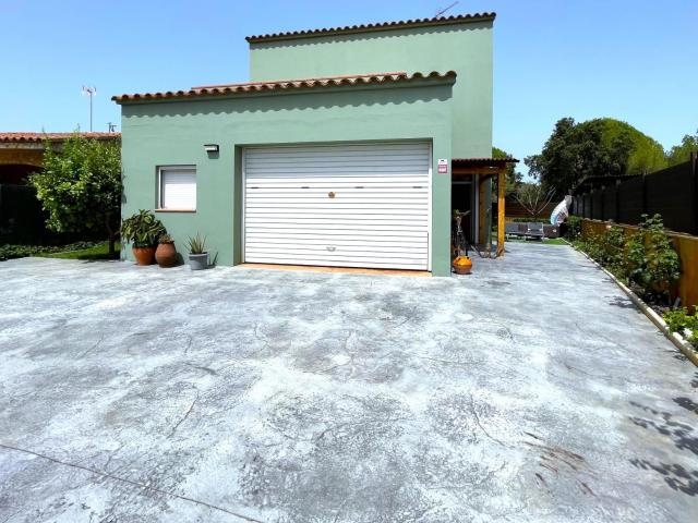 Casa chalet en Venta en Mont ras