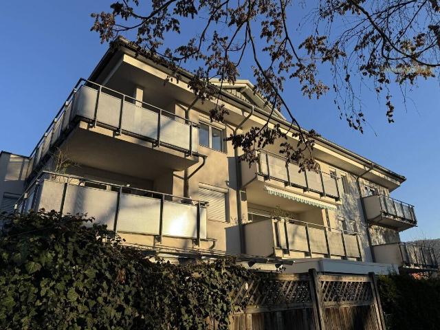 Unikat am Wörthersee: Büro mit Eigengarten & Seezugang