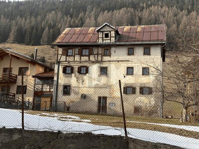 UNIKAT MIT ZWEITWOHNUNGSSTATUS
