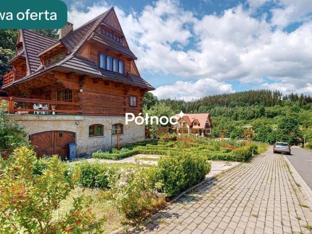 Unikatowy dom z bali z zakopiańskim charakterem i widokiem