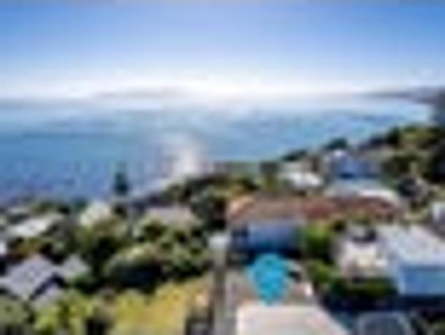 Uninterrupted Seaview Section Offer Now