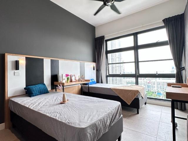 Union Suites @ Bandar Sunway ✅ Female / Male Unit ✅ ️ Fully Furnished ️